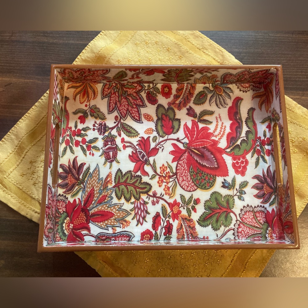 Paisley lacquered wood tray with handles